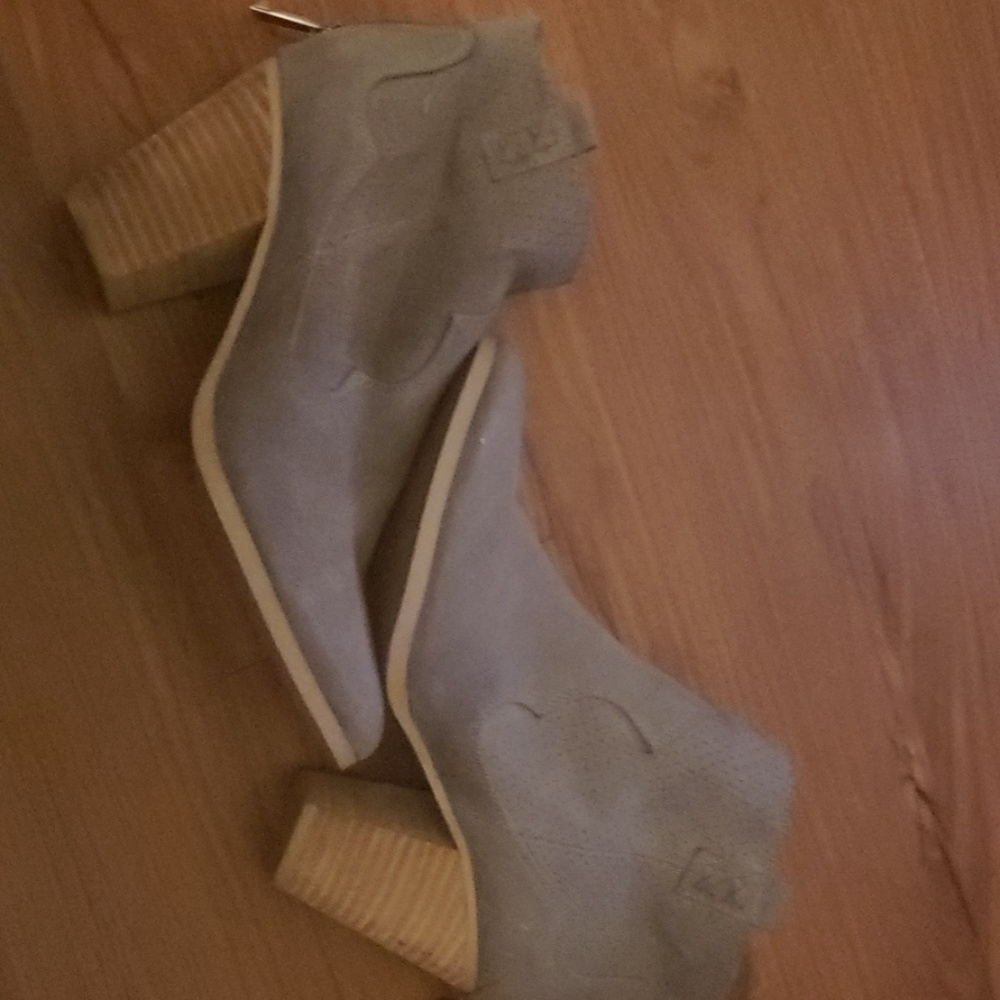 Booties - Picture 2 of 8